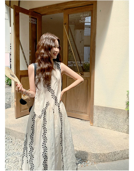 wrap lace embroidered sleeveless dress 1color 【NINE7120】