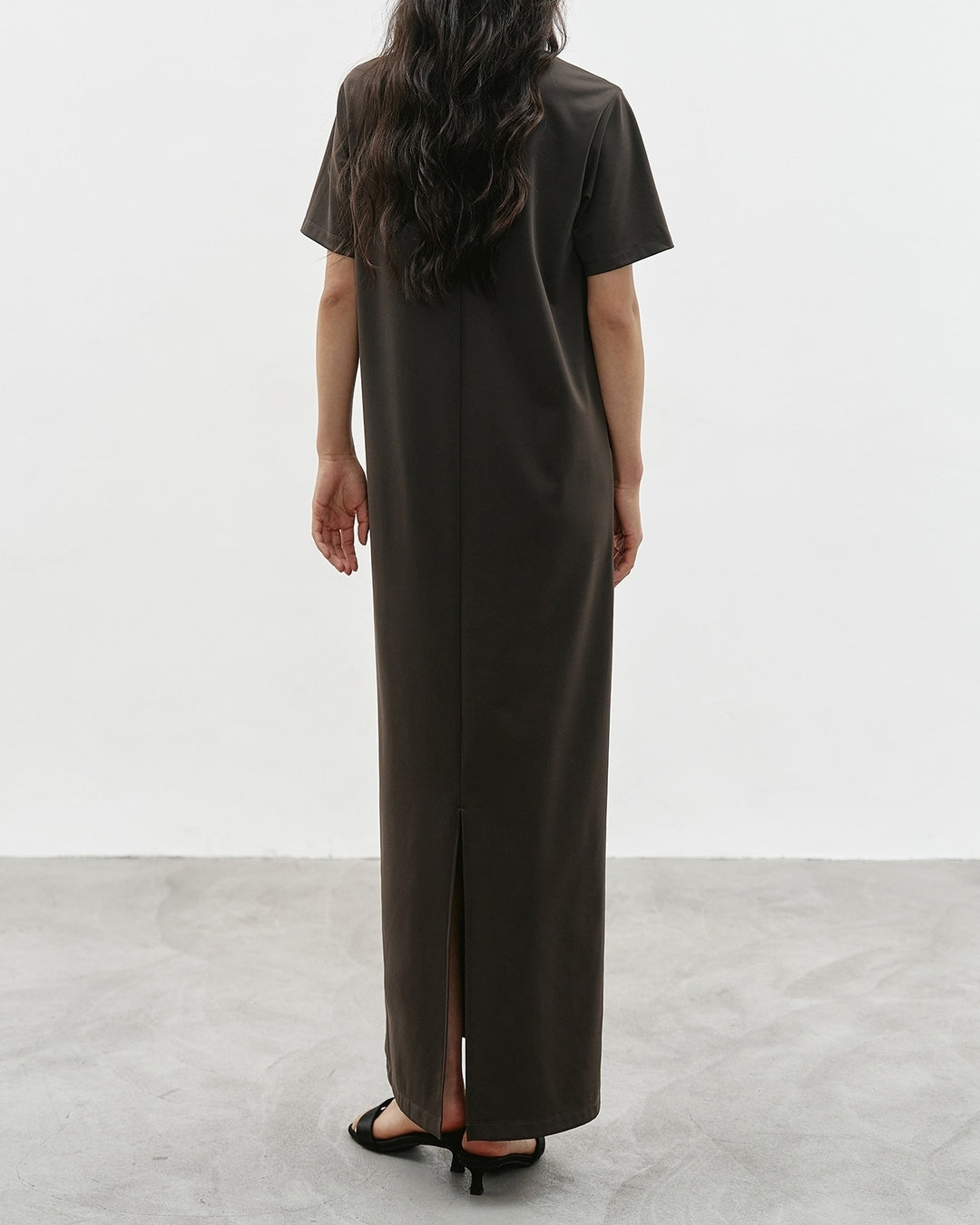 center line back slit one-piece【NINE0344】