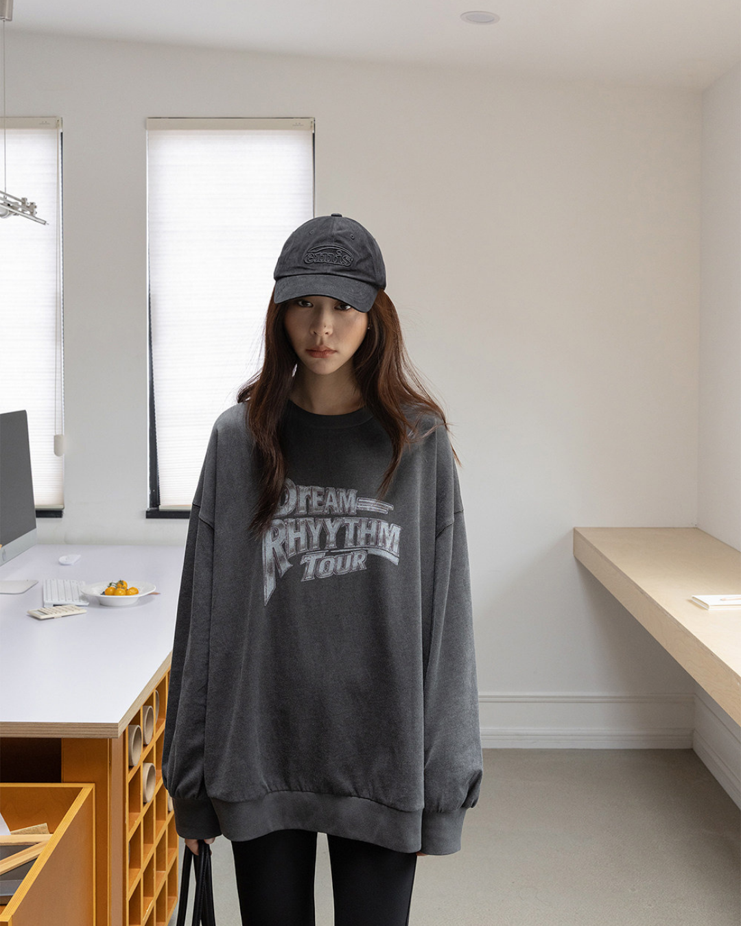 vintage print graphic oversized sweatshirt 2color 【NINE7292】
