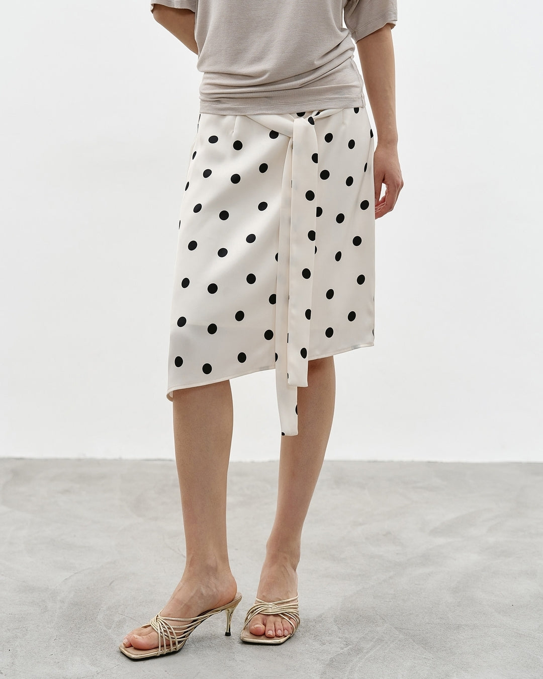 asymmetrical dot pattern ribbon skirt【NINE0345】