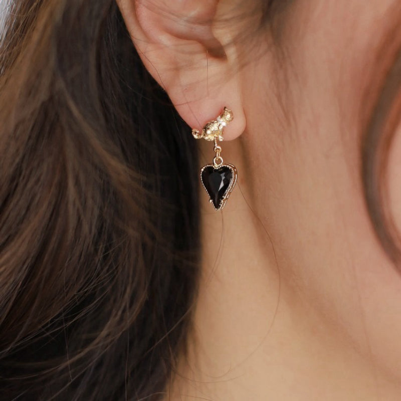 CAT black heart pierce【NINE1232】