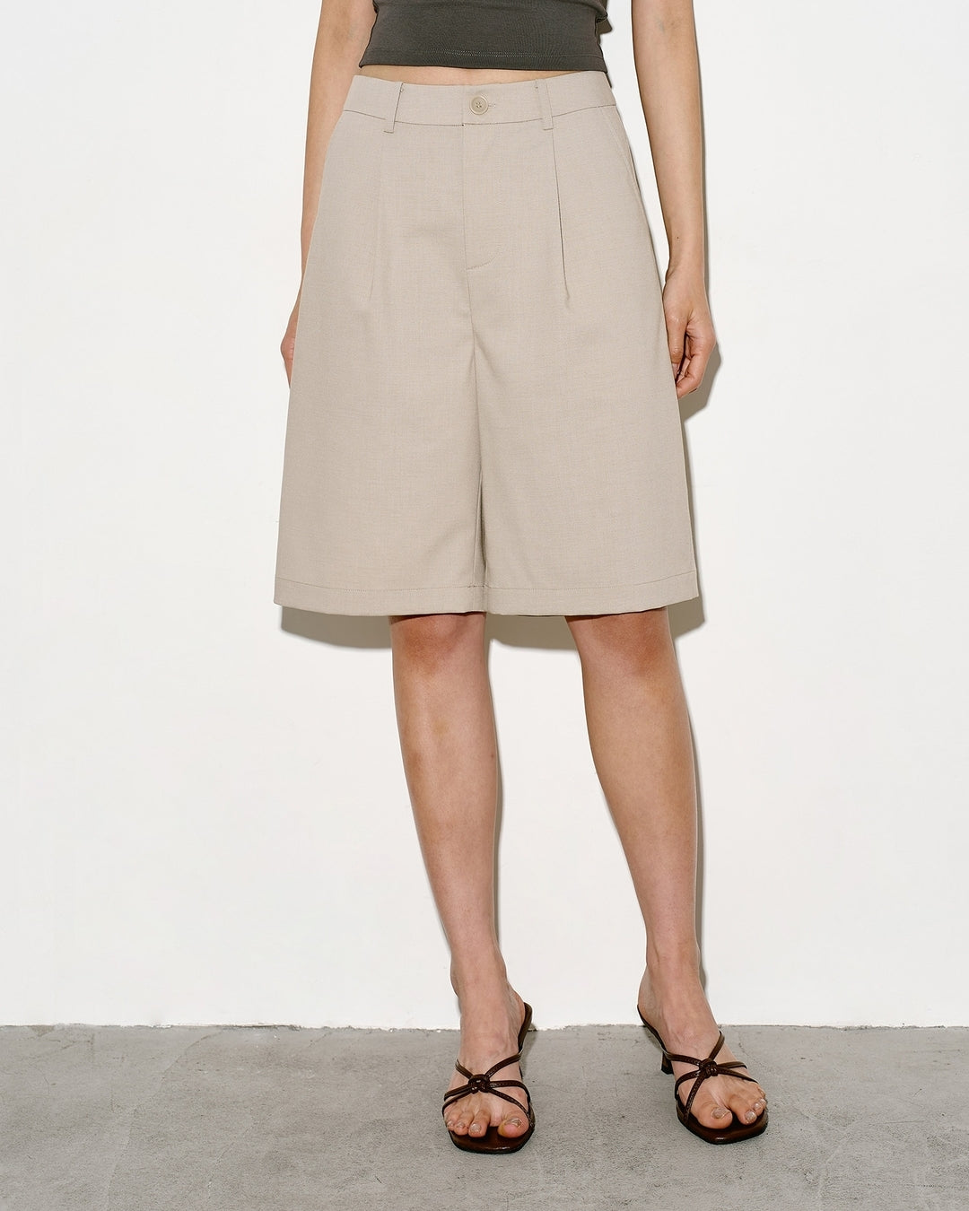basic tuck half pants 2color【NINE0358】