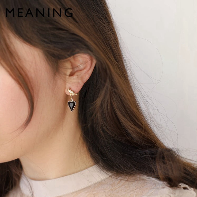 CAT black heart pierce【NINE1232】