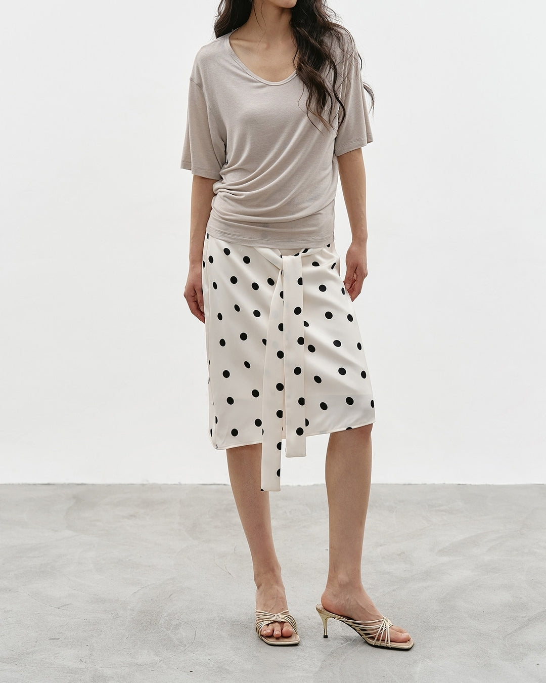 asymmetrical dot pattern ribbon skirt【NINE0345】