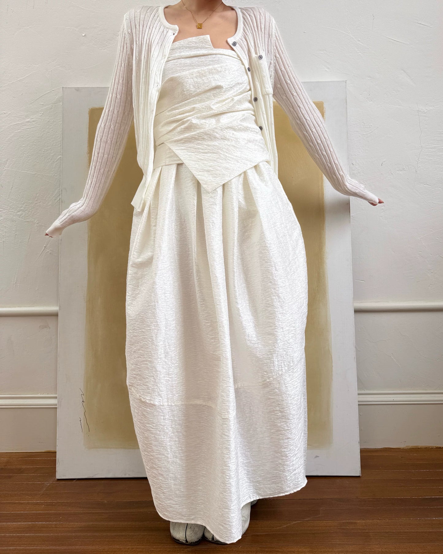 asymmetrical drape baretop setup 1color【NINE7001】
