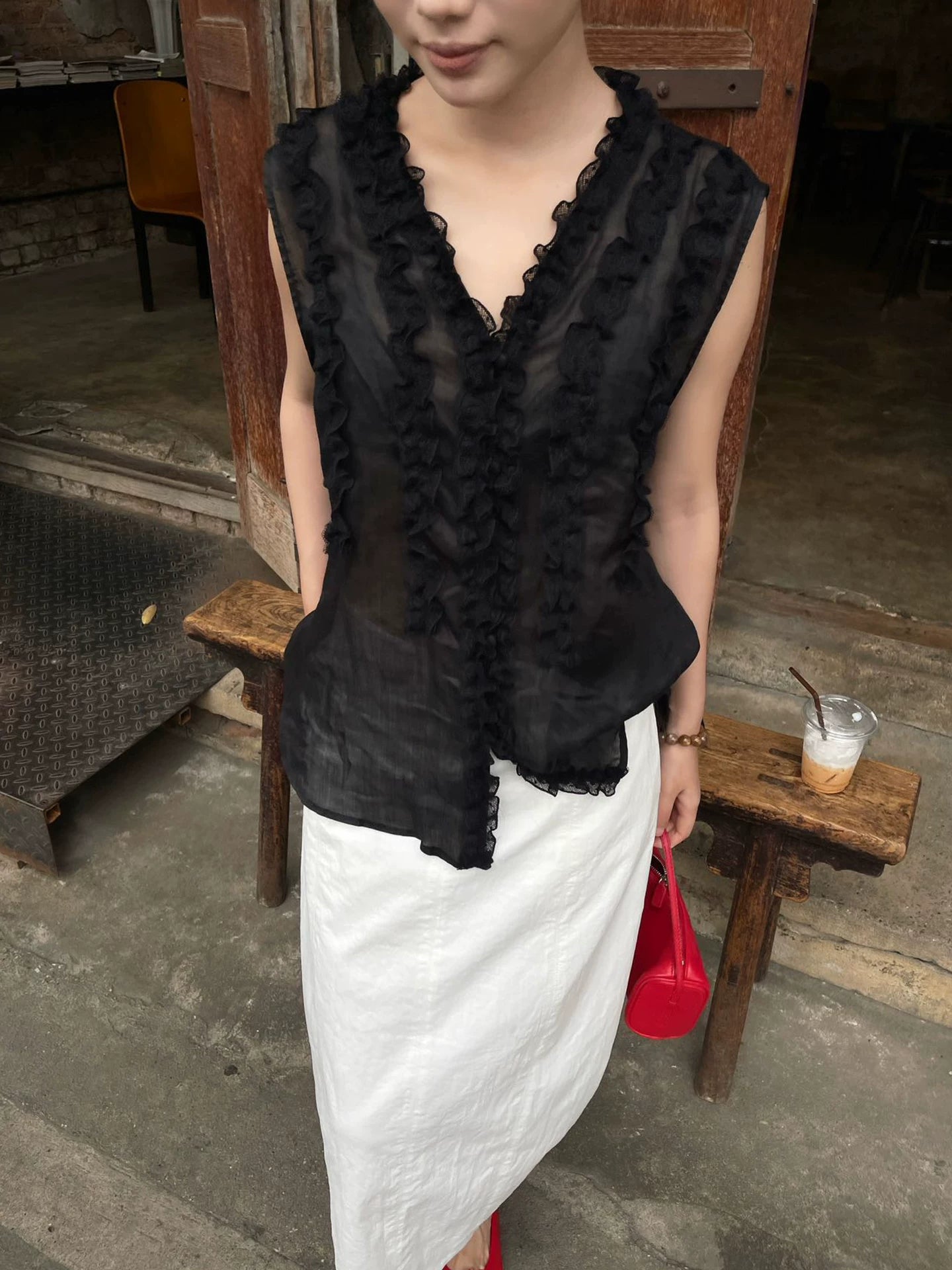 v-neck ruffle lace sheer sleeveless blouse 1color 【NINE7201】