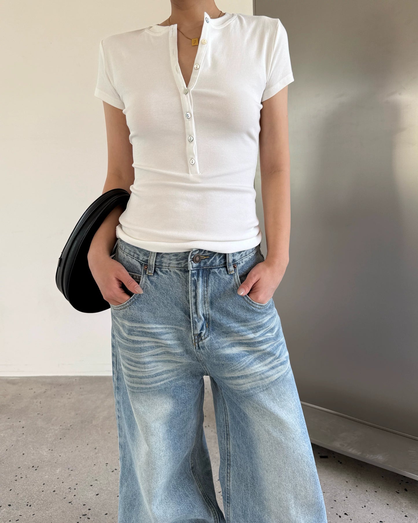 fitted henley neck short top 2color【NINE7002】