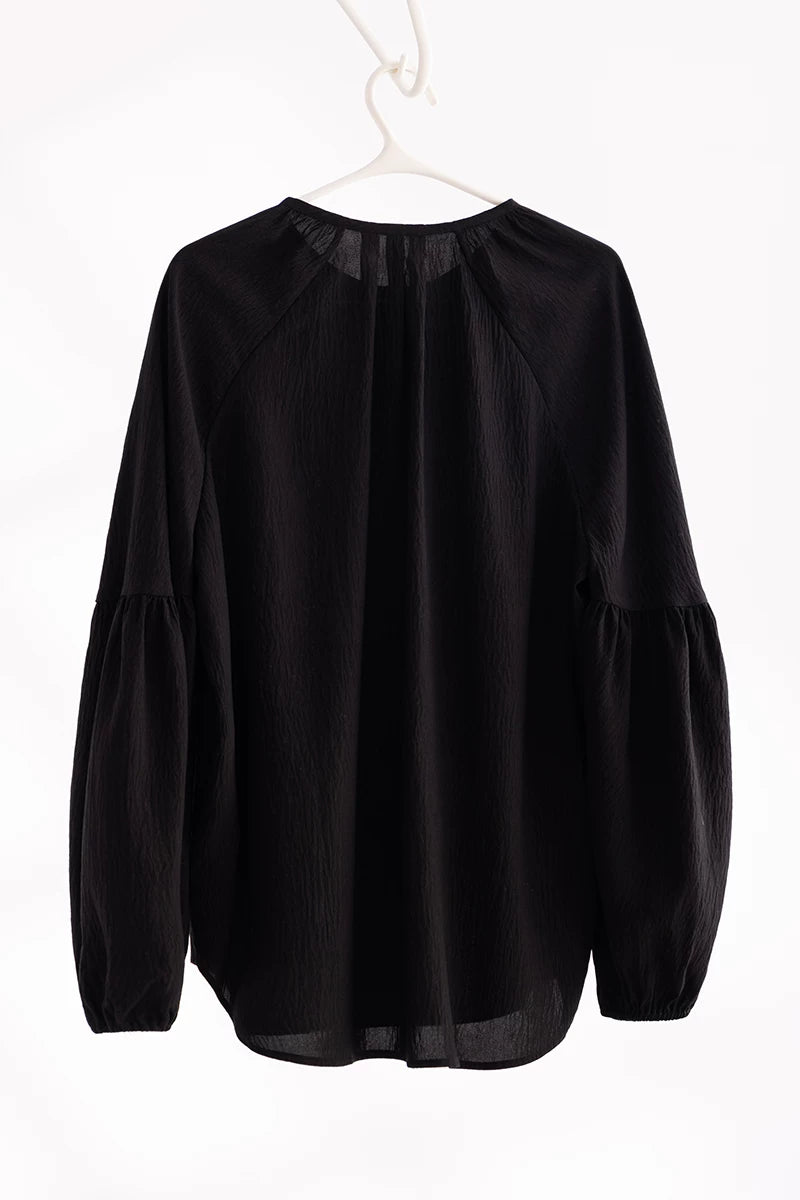 v-neck lantern sleeve loose shirt 1color 【NINE7224】