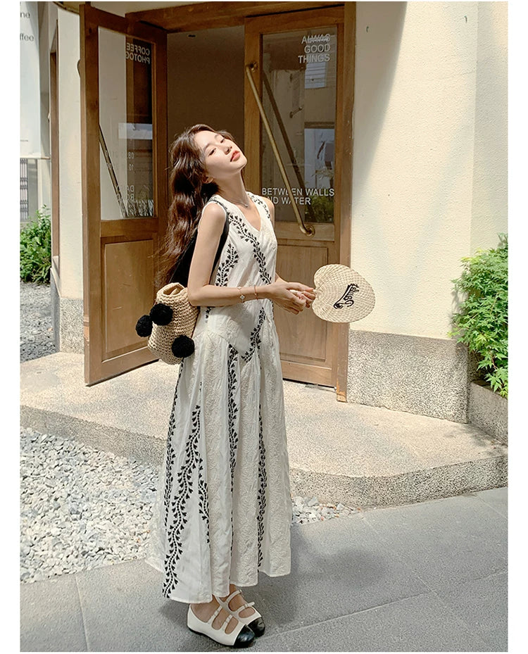 wrap lace embroidered sleeveless dress 1color 【NINE7120】