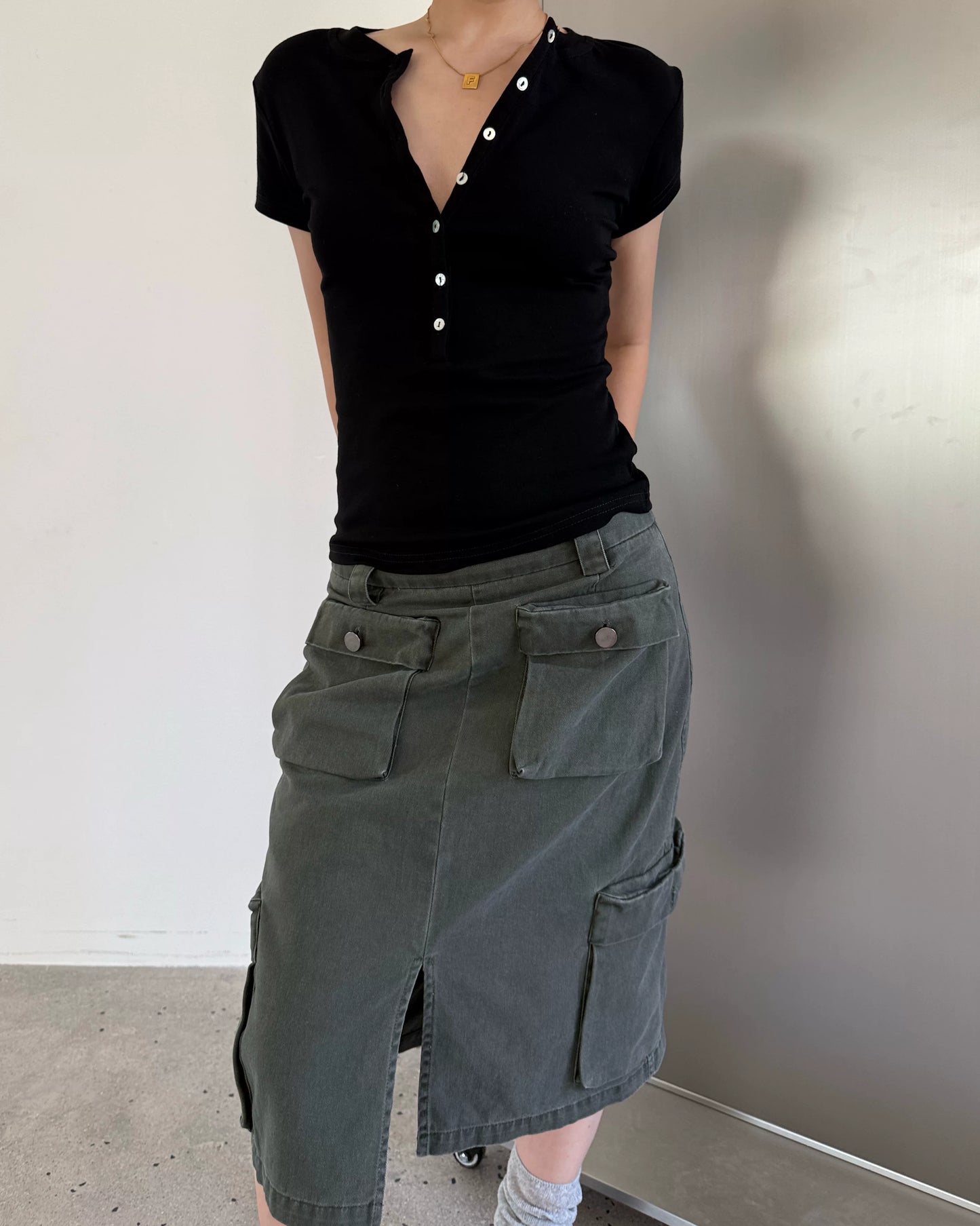fitted henley neck short top 2color【NINE7002】