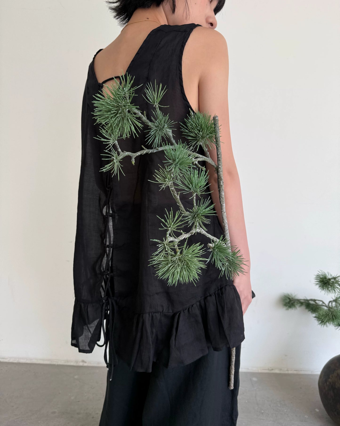 casual sleeveless ruffle hem top 1color【NINE7009】