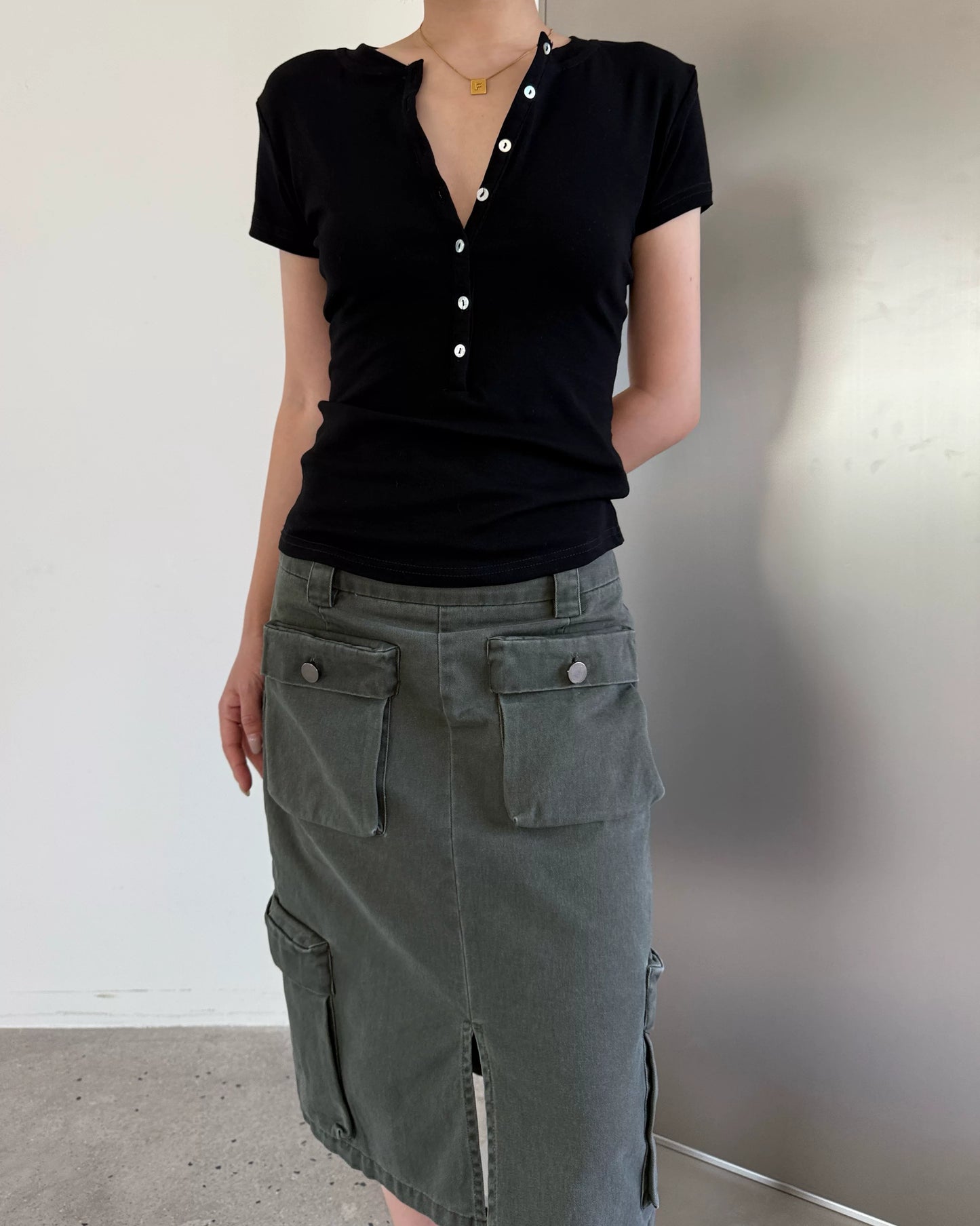 fitted henley neck short top 2color【NINE7002】
