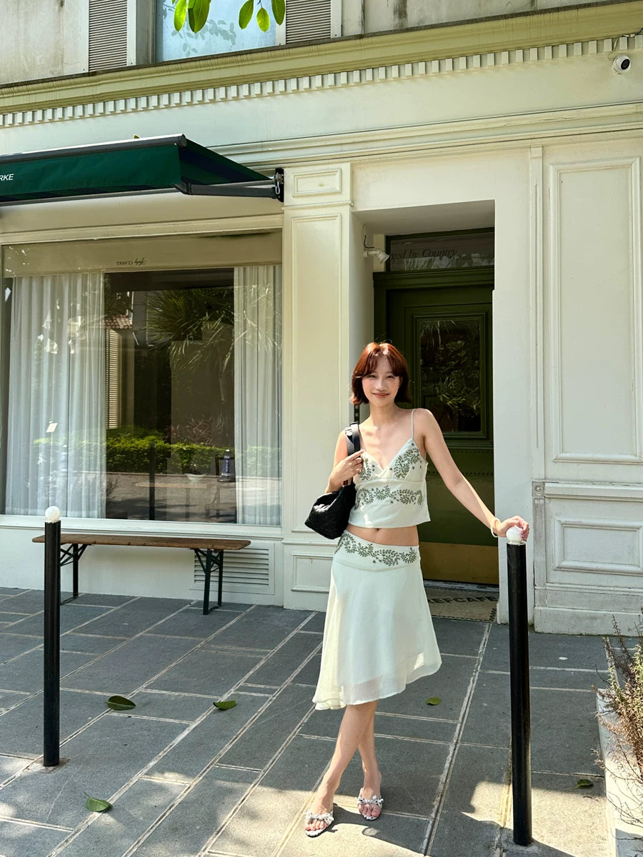 ivy embroidery camisole and irregular chiffon skirt set 1color 【NINE7145】