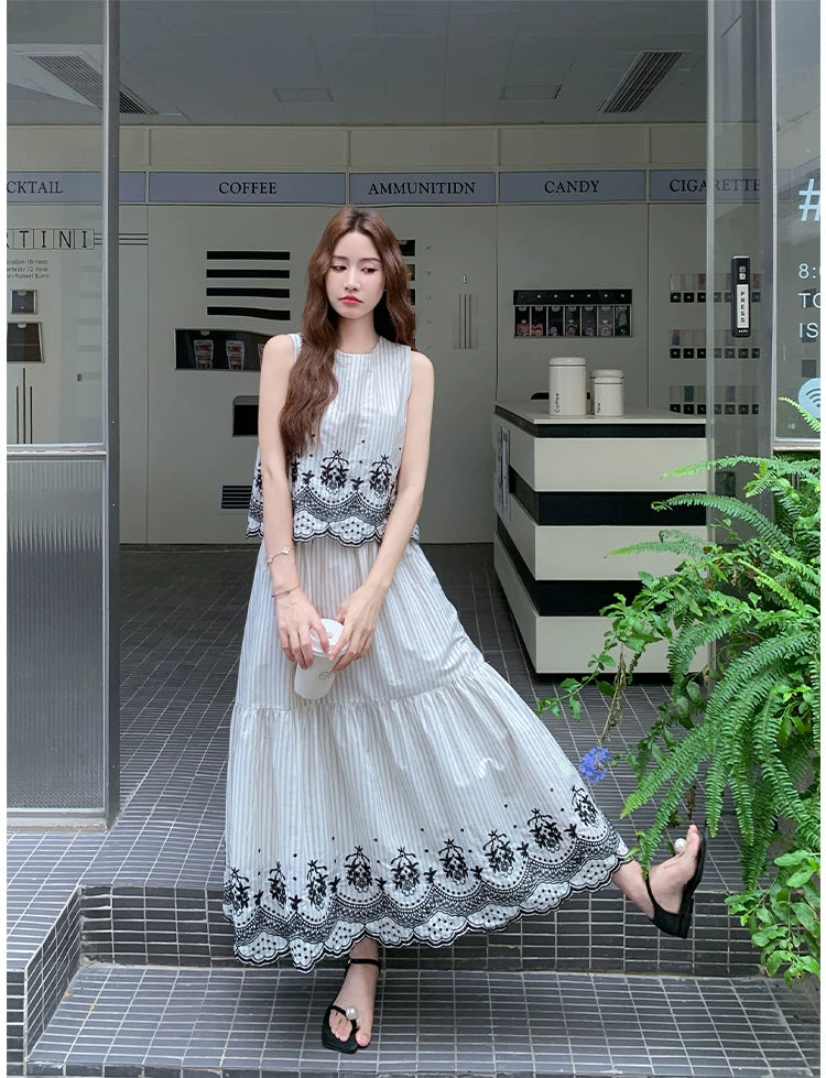 stripe embroidery skirt setup 1color 【NINE7121】
