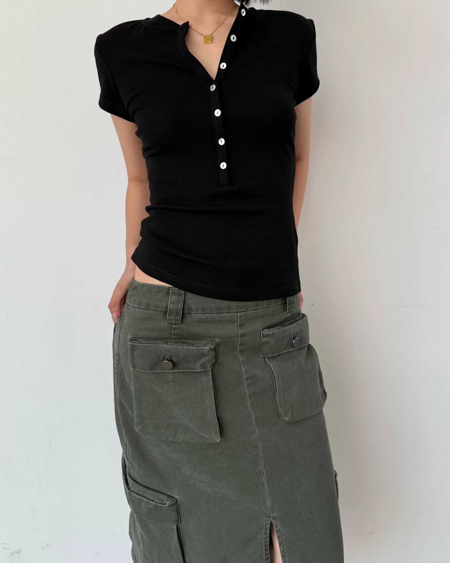 fitted henley neck short top 2color【NINE7002】