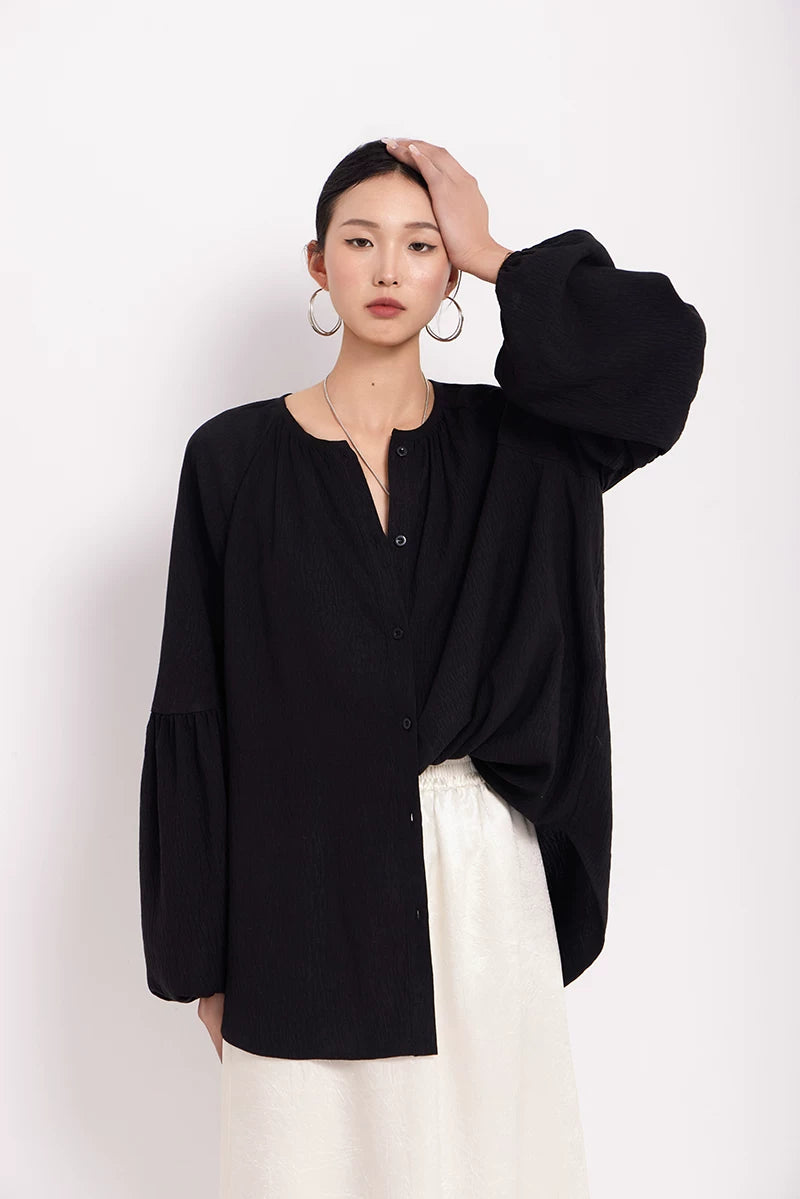 v-neck lantern sleeve loose shirt 1color 【NINE7224】