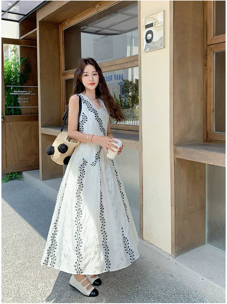 wrap lace embroidered sleeveless dress 1color 【NINE7120】