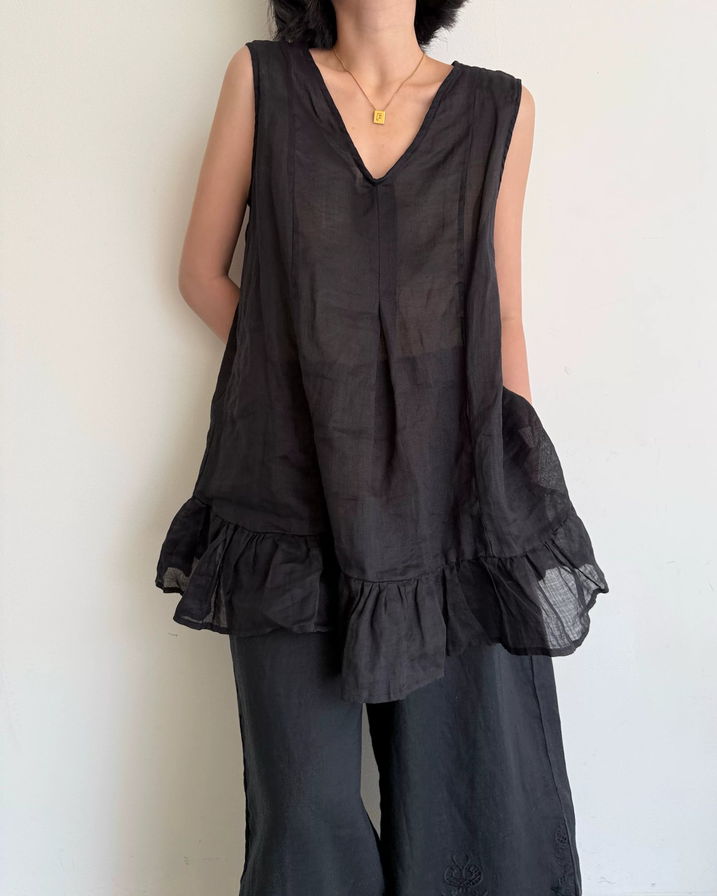 casual sleeveless ruffle hem top 1color【NINE7009】