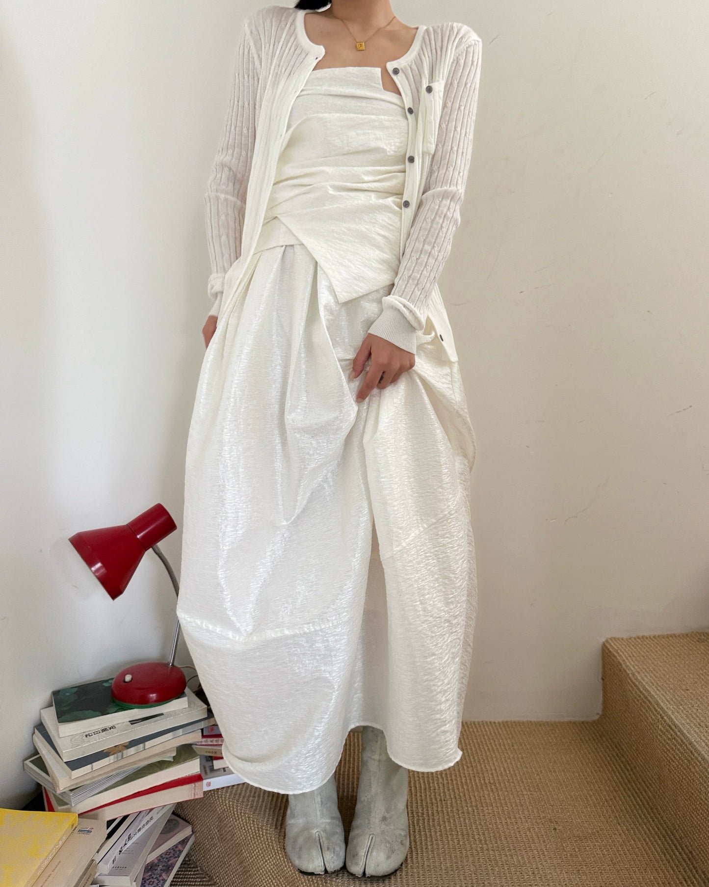 asymmetrical drape baretop setup 1color【NINE7001】