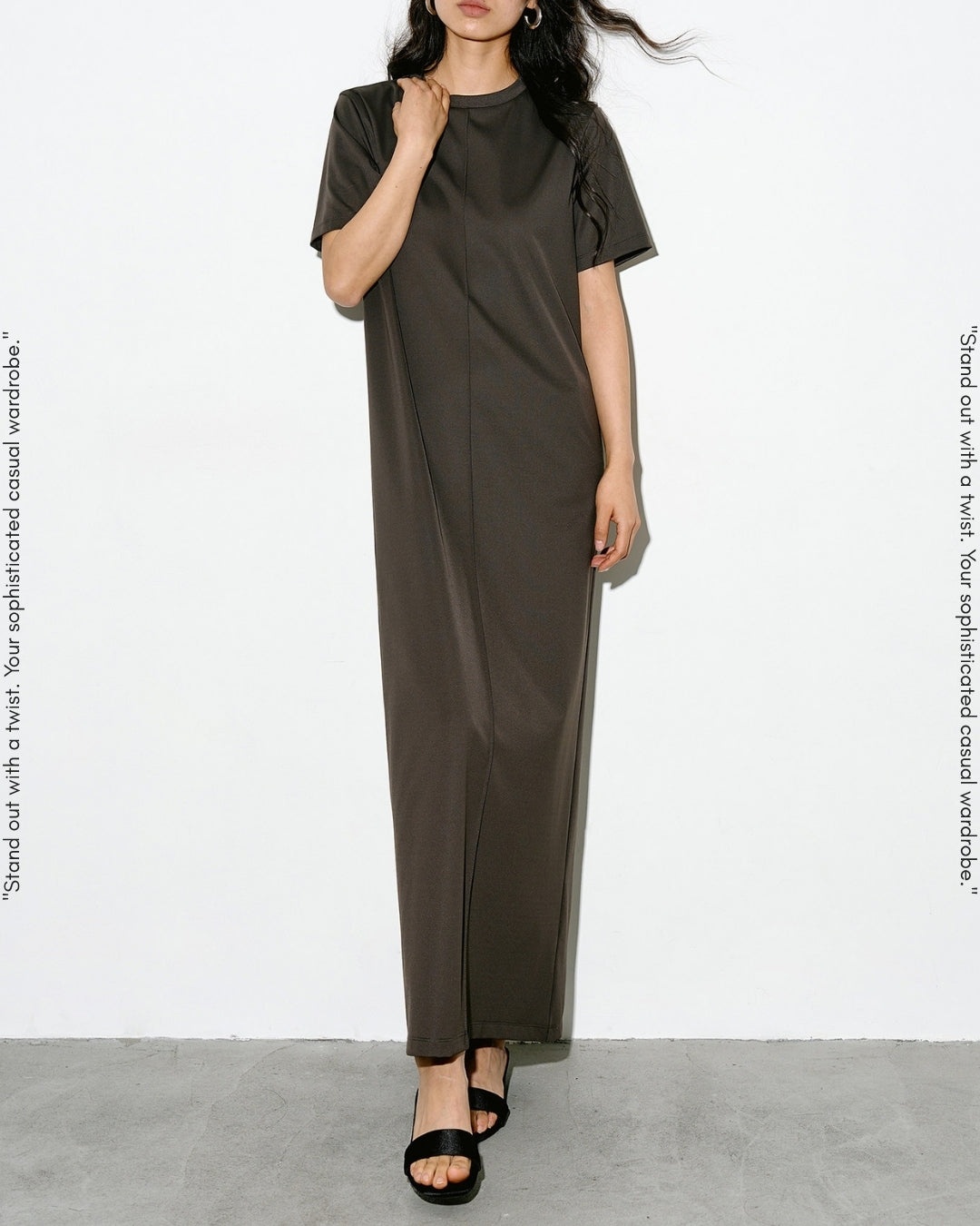 center line back slit one-piece【NINE0344】
