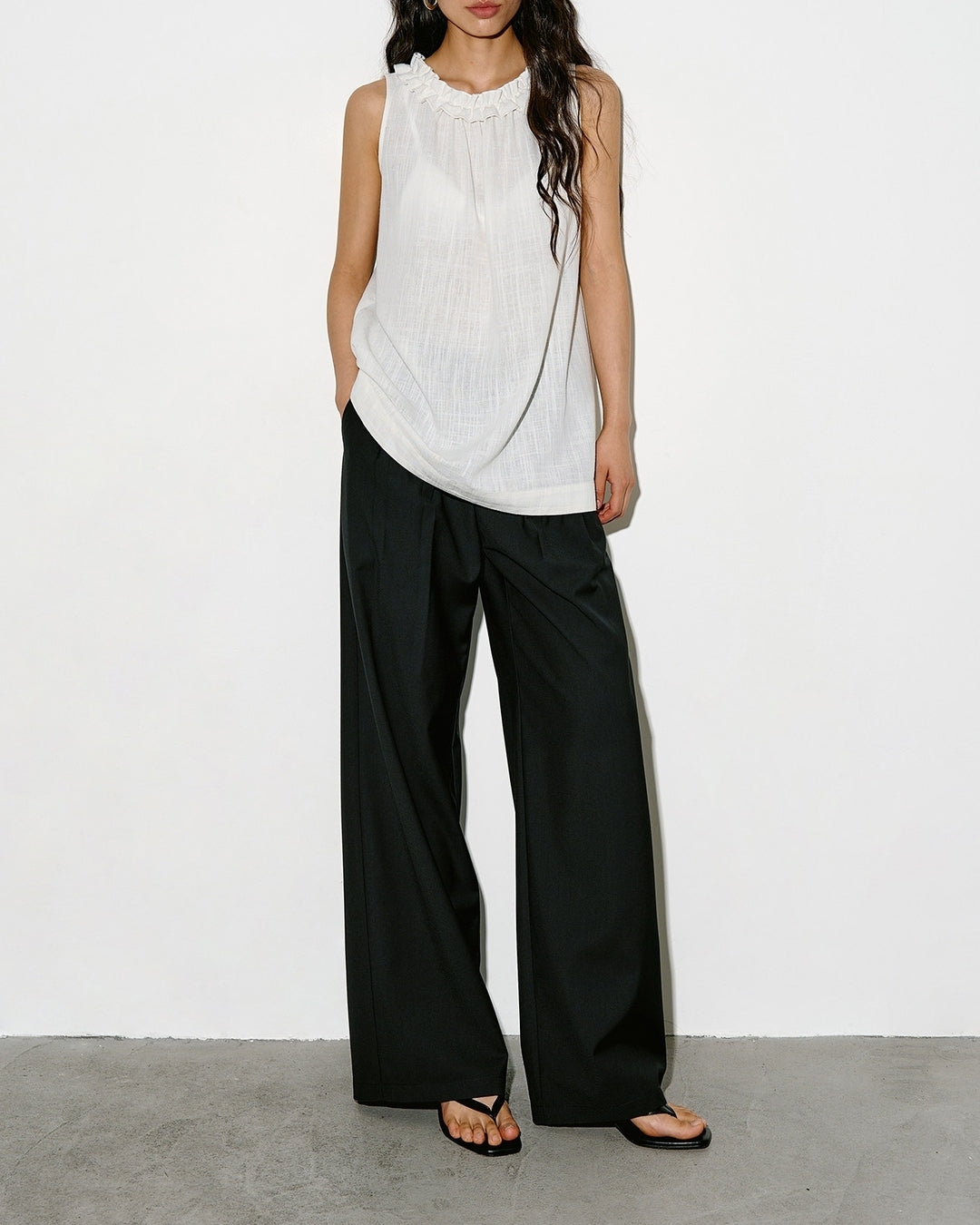 frill-collar sleeveless blouse【NINE0337】