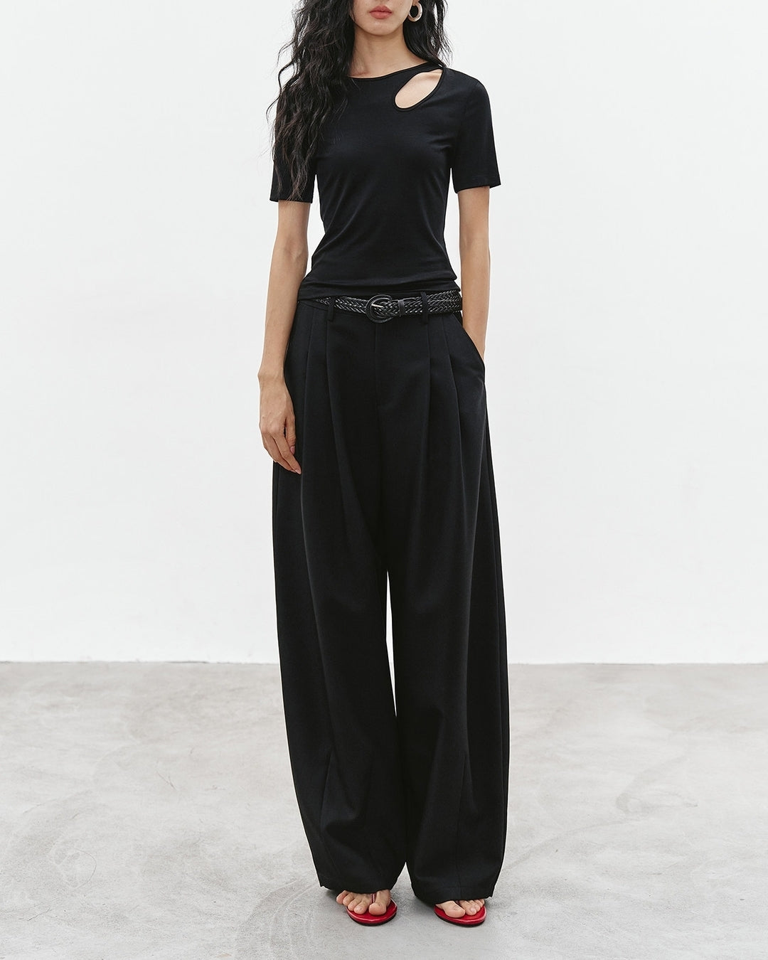 cut-out asymmetrical t-shirt 2color【NINE0310】