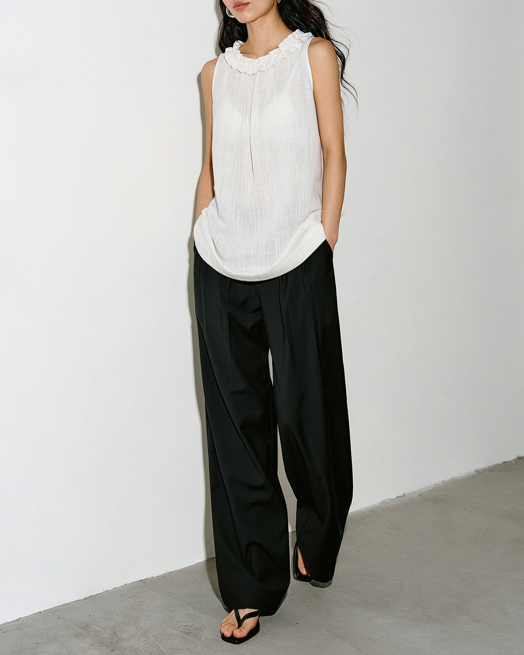 frill-collar sleeveless blouse【NINE0337】